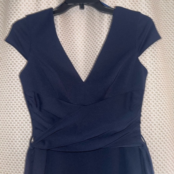 DRESS THE POPULATION Dana Wrap Waist Cocktail Dress In Navy - Picture 3 of 9